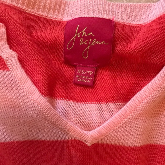 John and Jen striped sweater - Picture 3 of 3